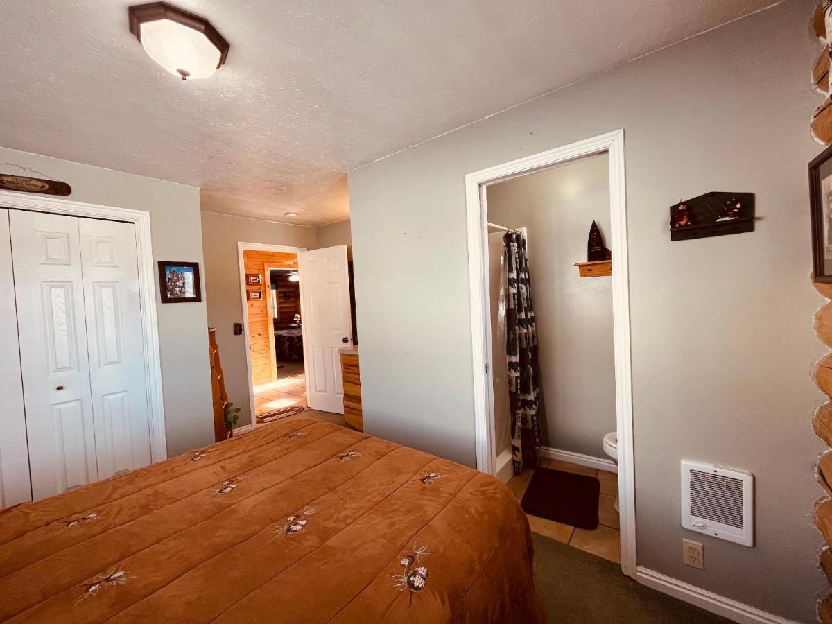 Gone Fish Inn - Sleeps 15, 4 Bedrooms, Loft, 6 Baths Island Park Exterior foto