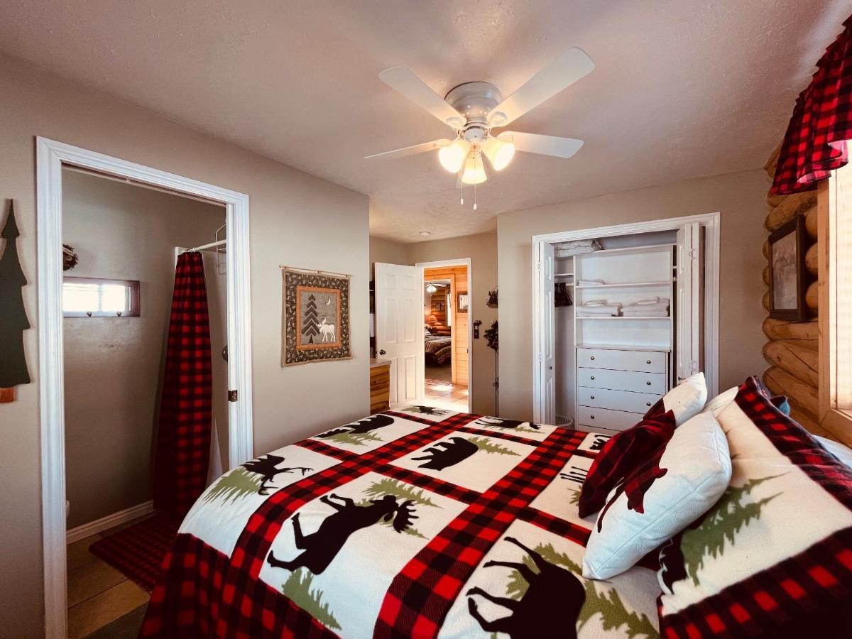 Gone Fish Inn - Sleeps 15, 4 Bedrooms, Loft, 6 Baths Island Park Exterior foto